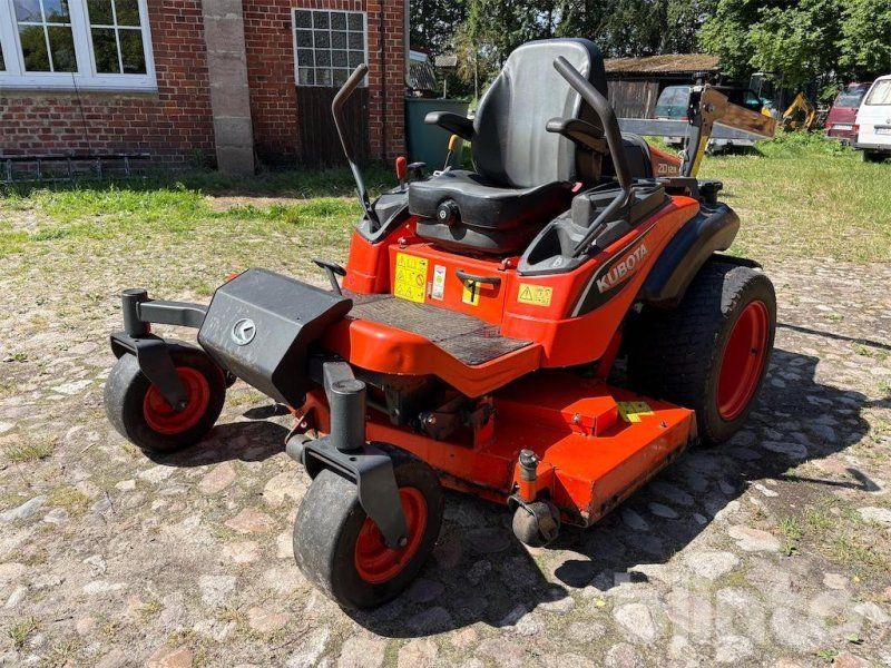 Kubota ZD1211R-EU