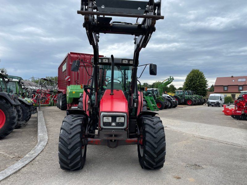 Massey Ferguson 6140 + Quicke Frontlader