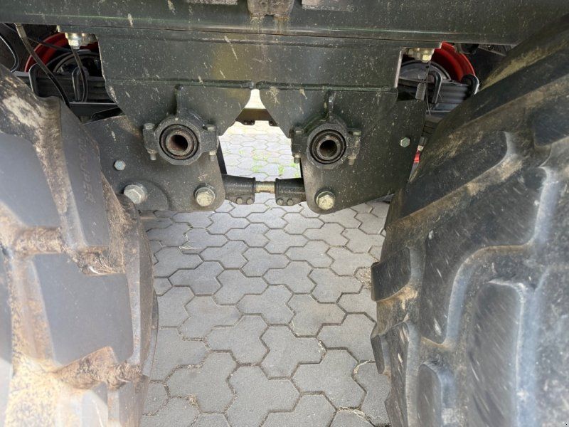 Claas Cargos 750