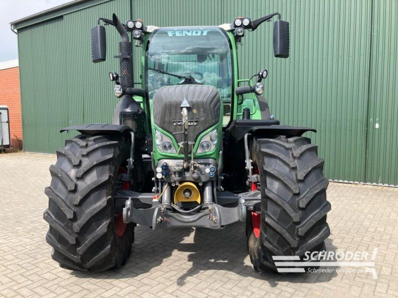 Fendt 718 VARIO SCR PROFI PLUS