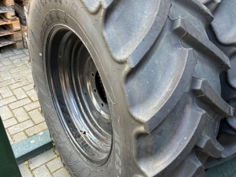 Mitas 480/65 R28 + 600/65 R38
