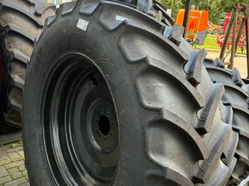 Mitas 480/65 R28 + 600/65 R38