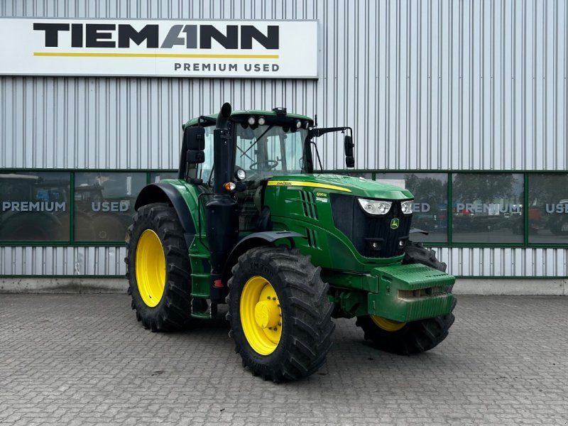 John Deere 6195M