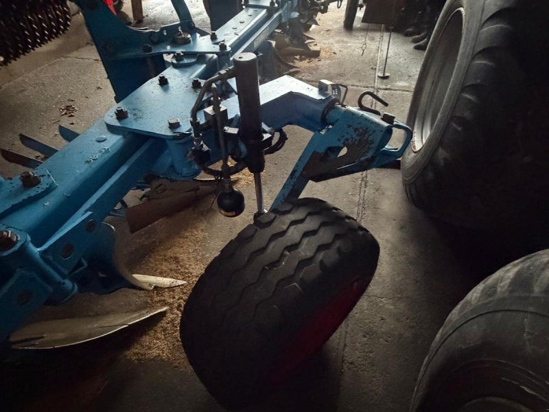 Lemken Juwel 8/5