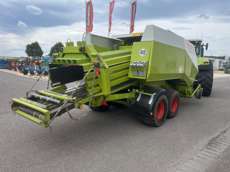 Claas Quadrant 2200 RC Tandem