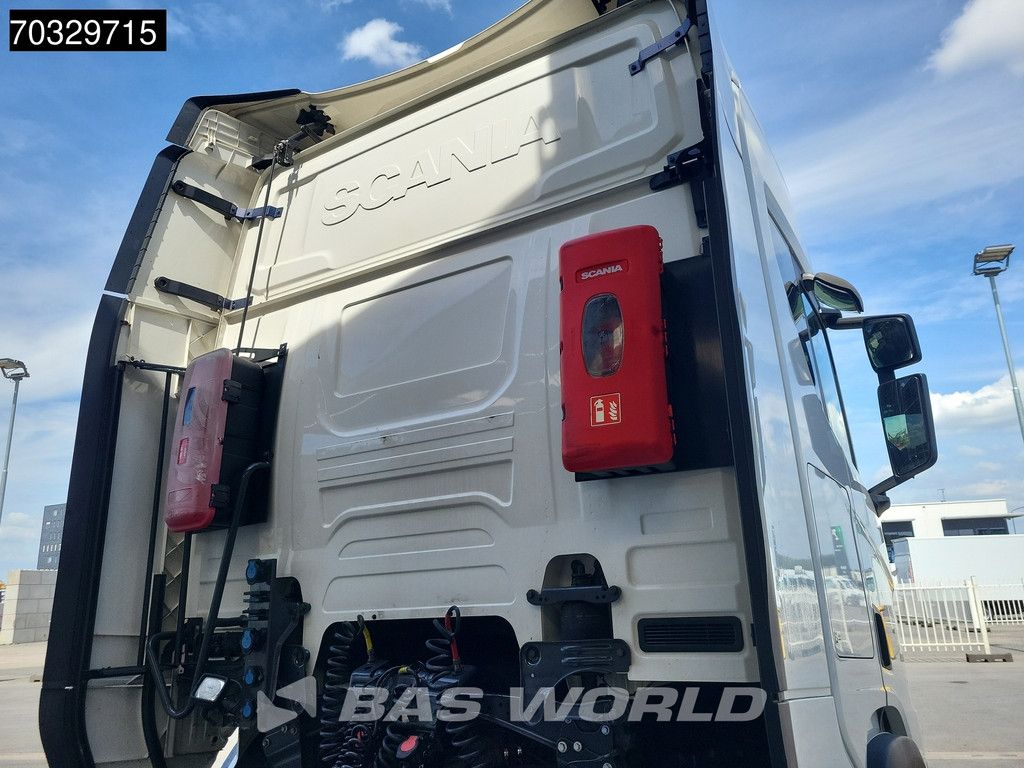 Scania R450 4X2 Retarder 2x Tanks Standklima ACC 90% Tyres!