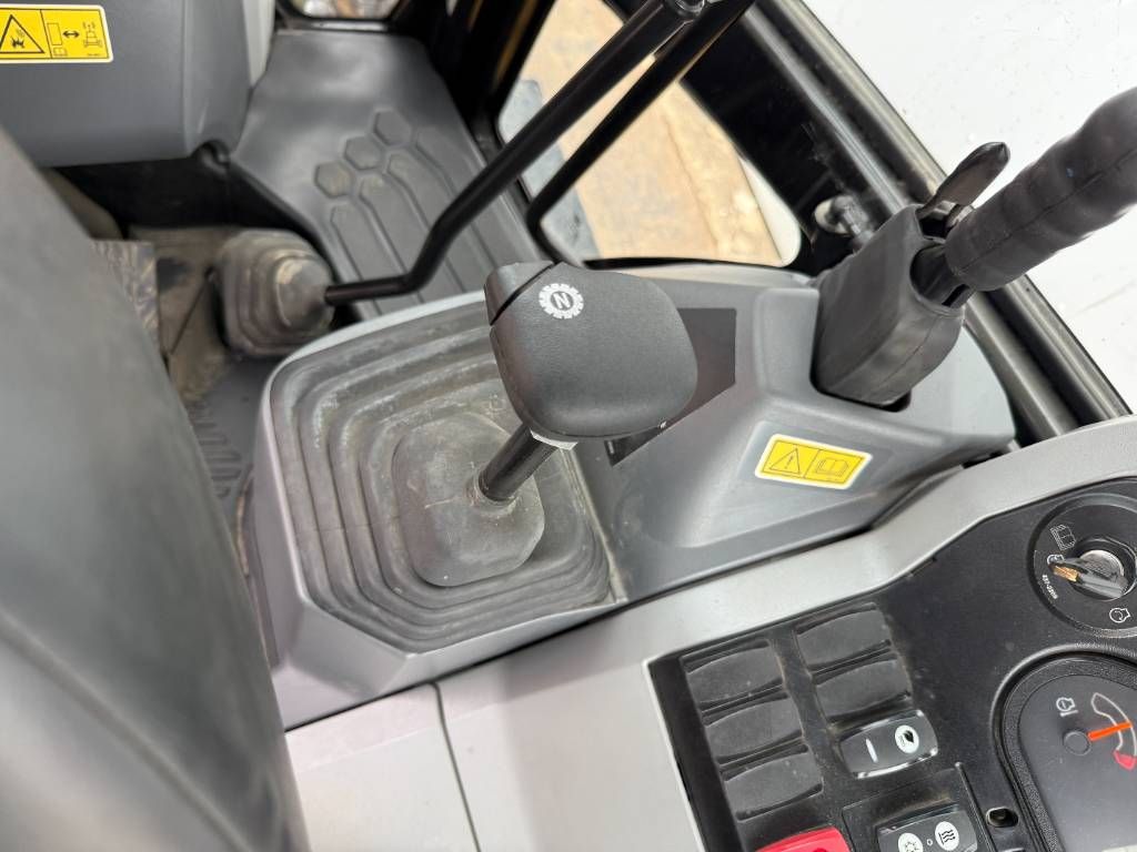CAT 424 - BRAND NEW / UNUSED / Airco