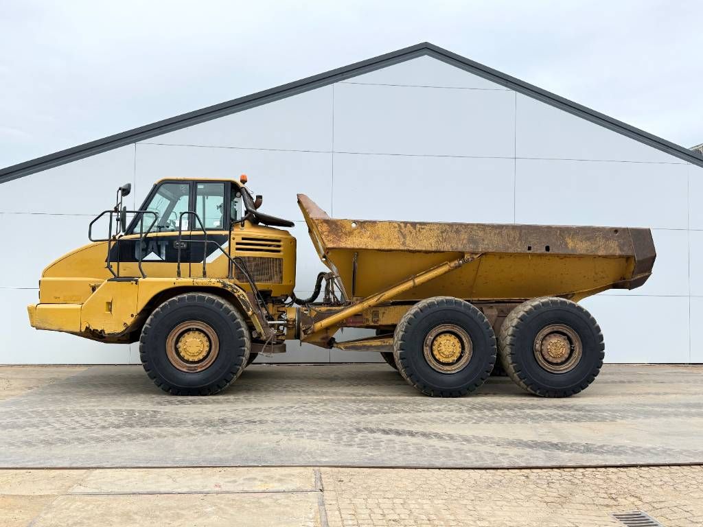 CAT 725 - Automatic Greasing / Body Heating
