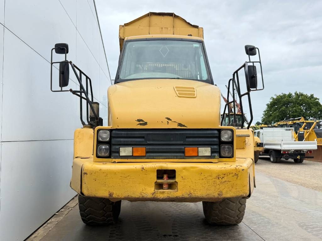 CAT 725 - Automatic Greasing / Body Heating
