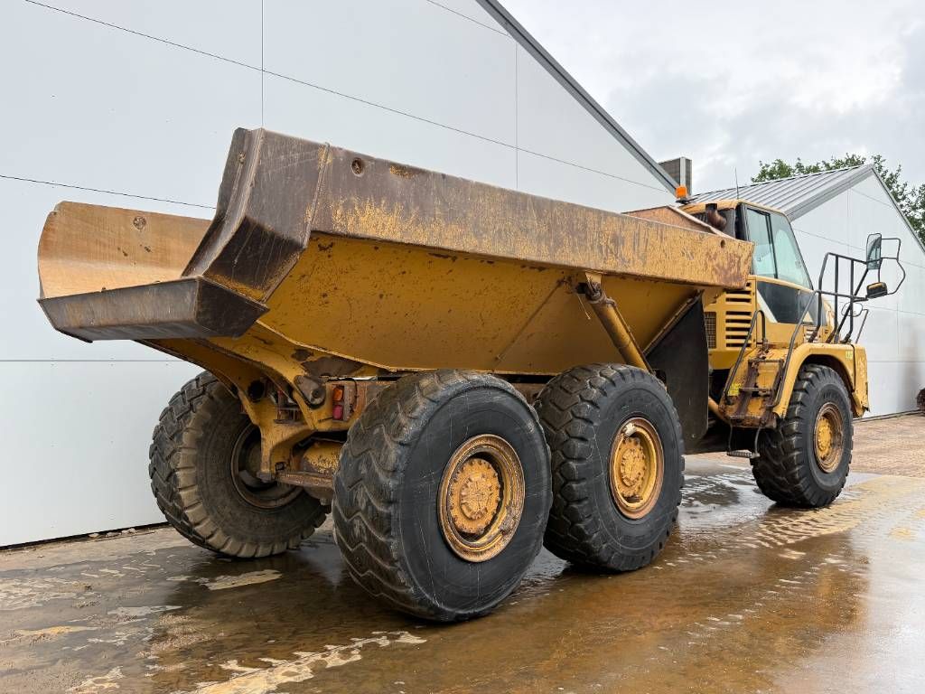 CAT 725 - Body Heating / Backup Camera