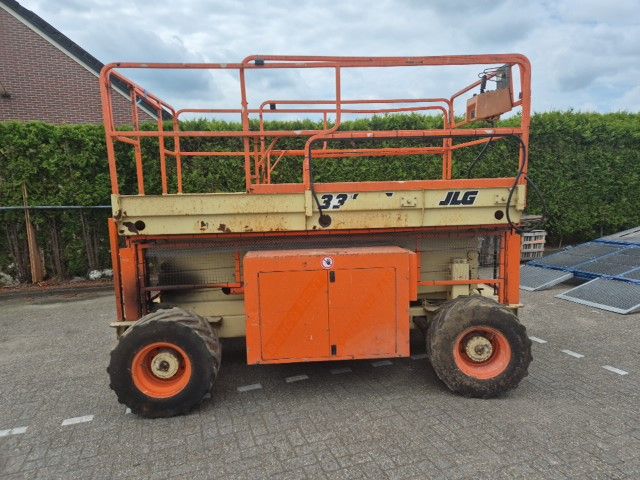 JLG 33 RTS hoogwerker.