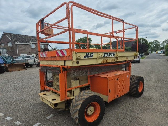 JLG 33 RTS hoogwerker.