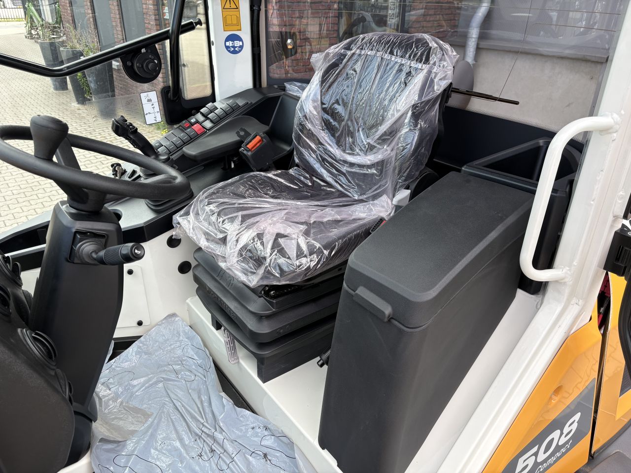Nieuwe Liebherr 508 Compact
