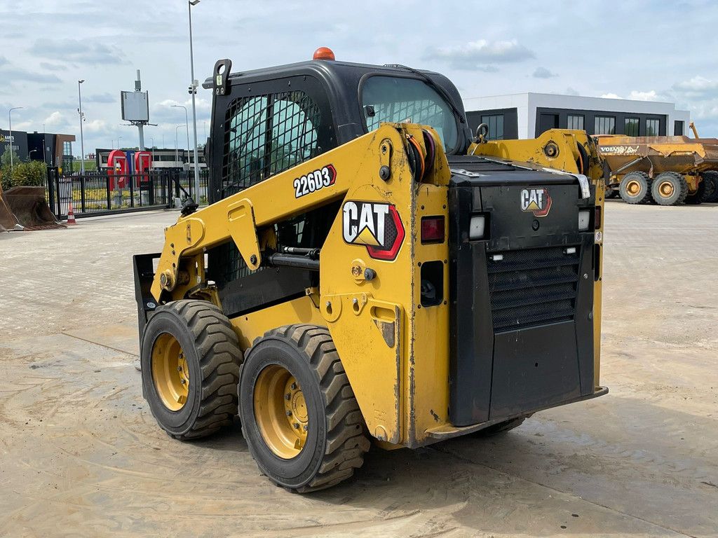 Caterpillar 226D3