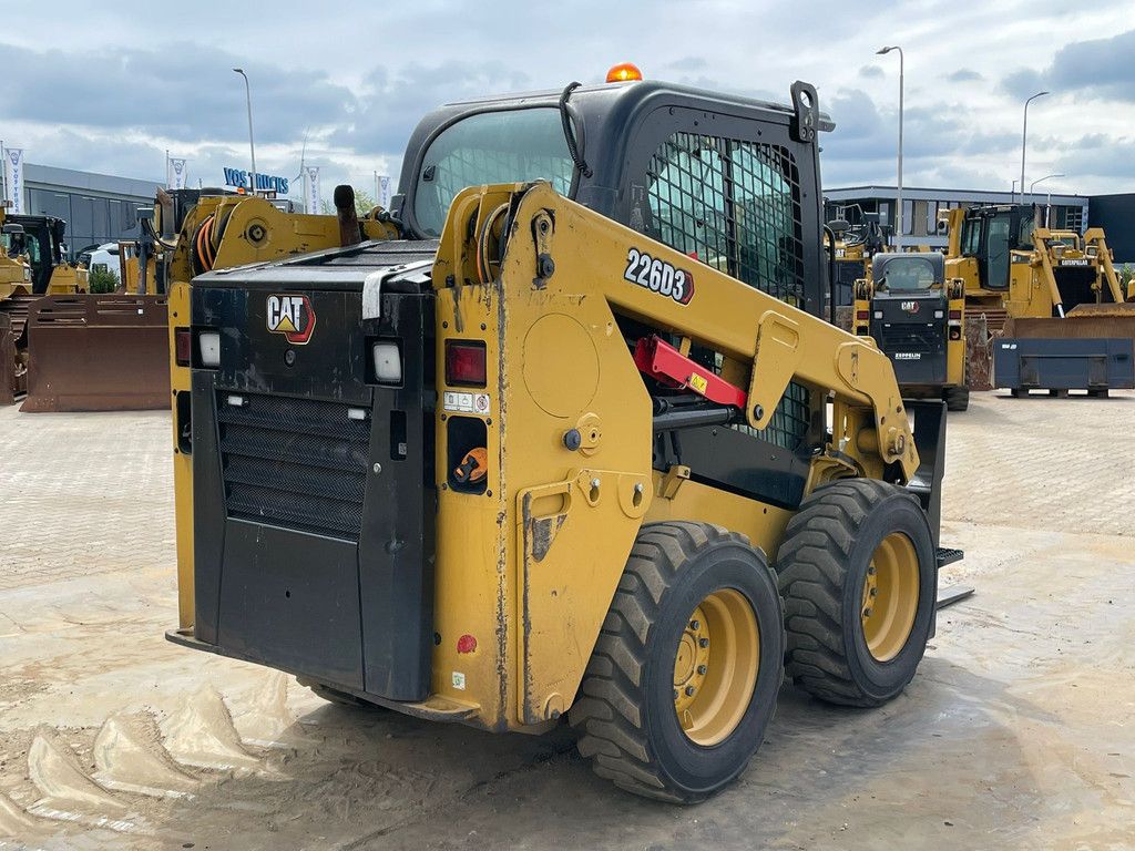 Caterpillar 226D3