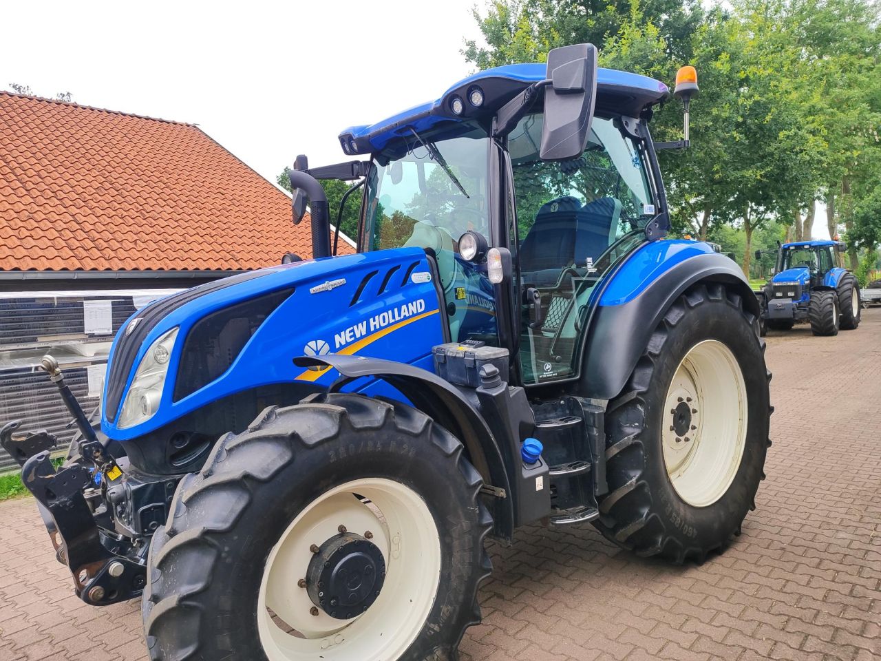 Prachtige New Holland T5.140 AC