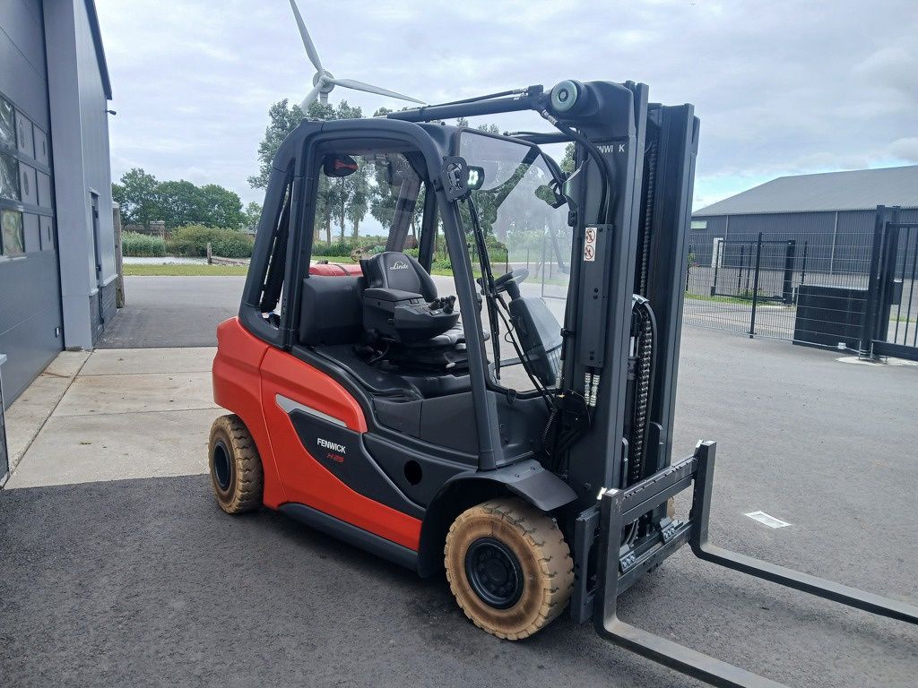 Linde H25T-01