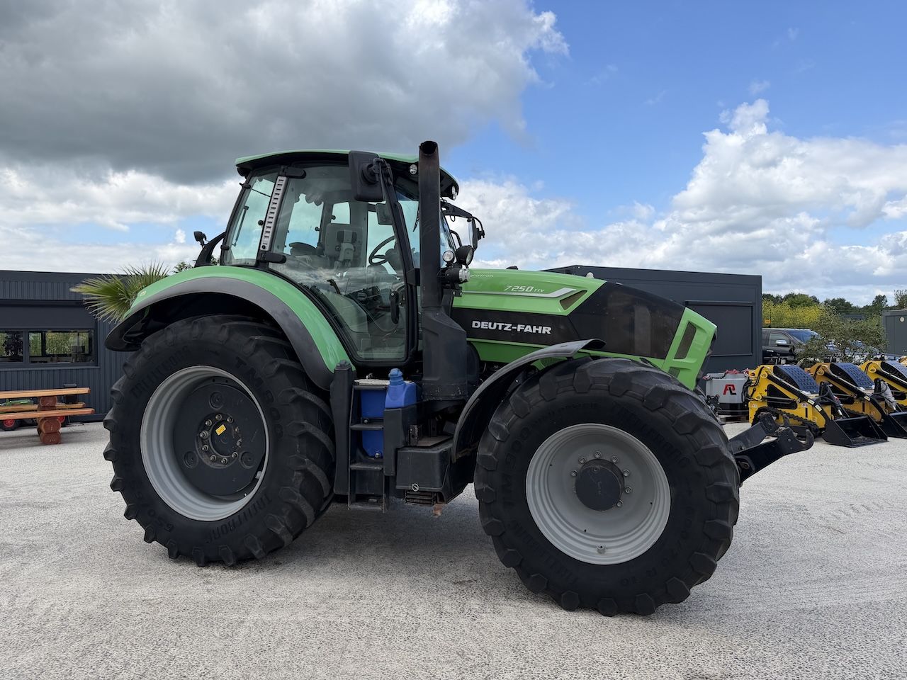 Deutz Fahr 7250 TTV Agrotron