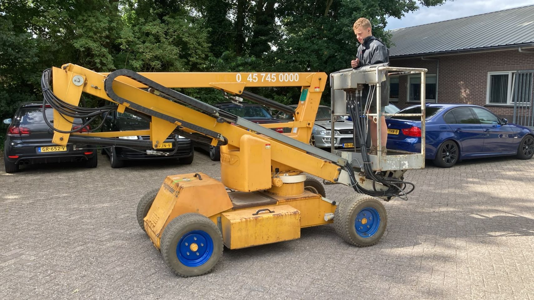Nifty lift hr12 hoogwerker