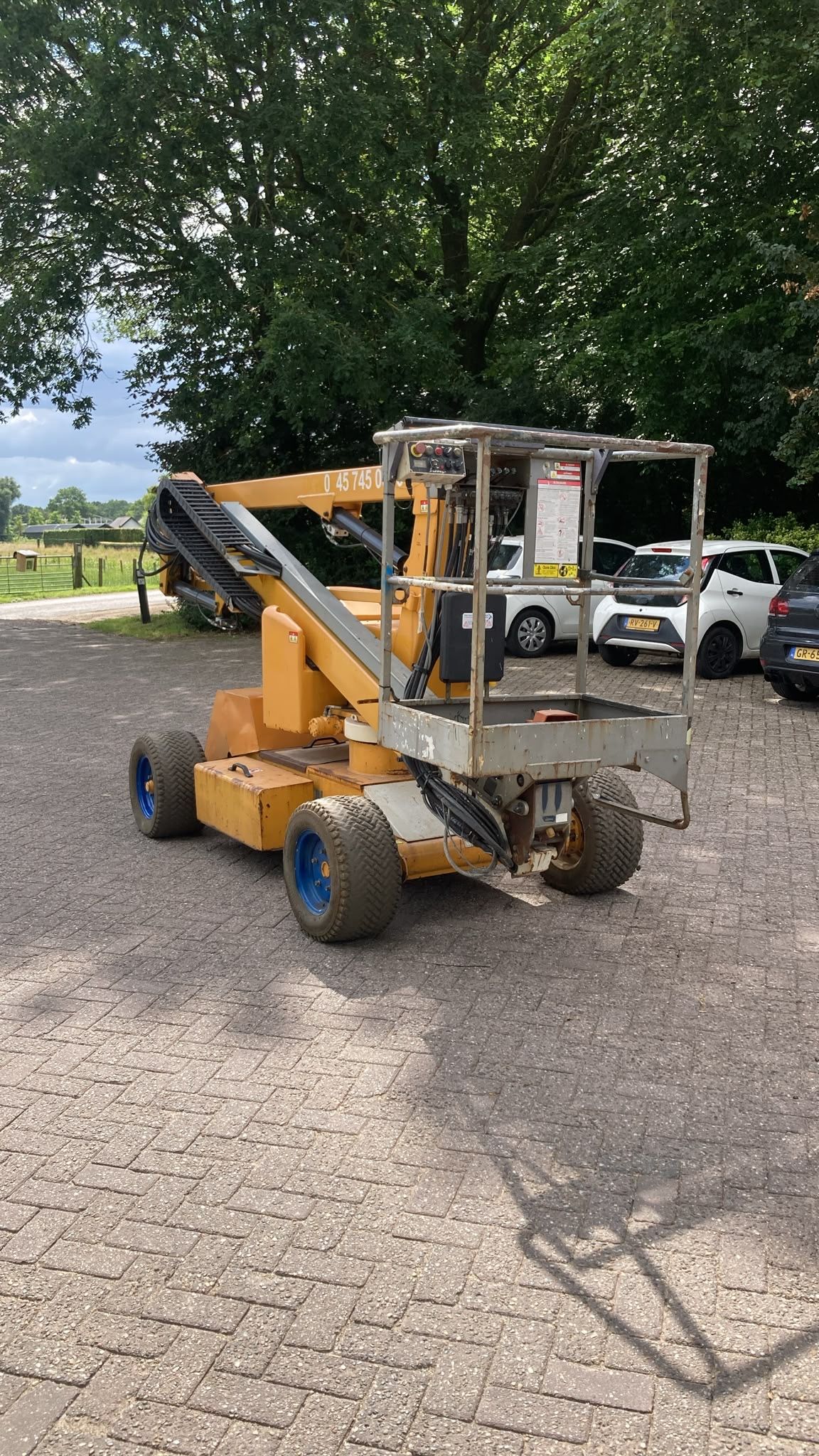 Nifty lift hr12 hoogwerker