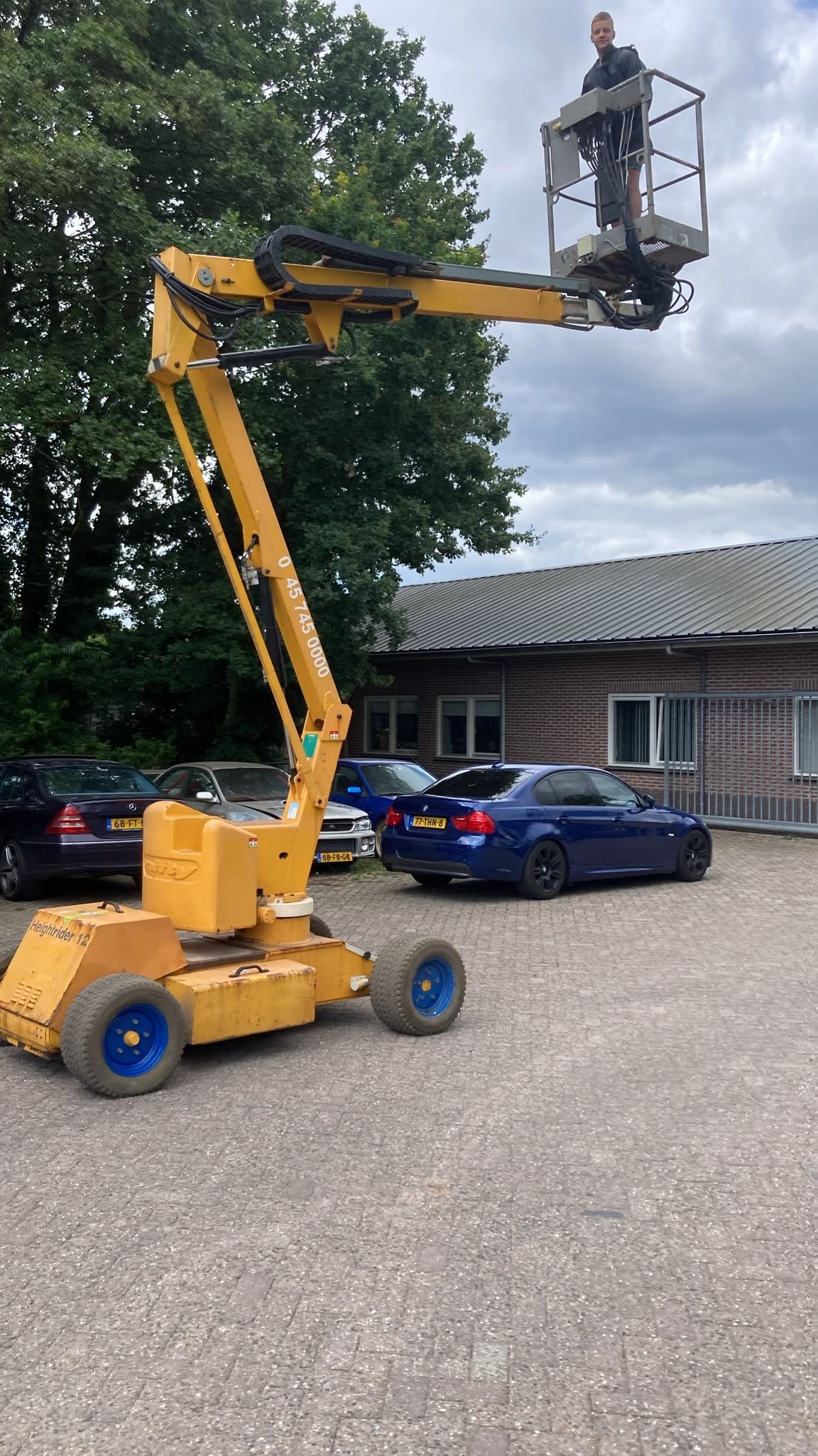 Nifty lift hr12 hoogwerker
