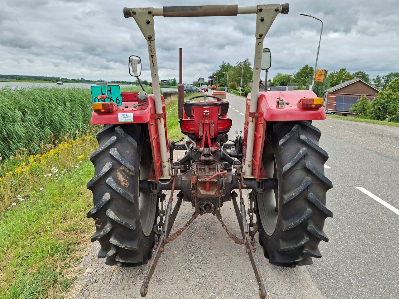 MF 135 !!! originele trekker 4626 uur !!!