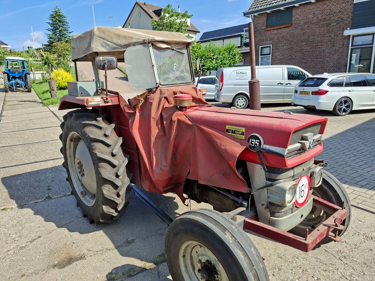MF 135 !!! originele trekker 4626 uur !!!