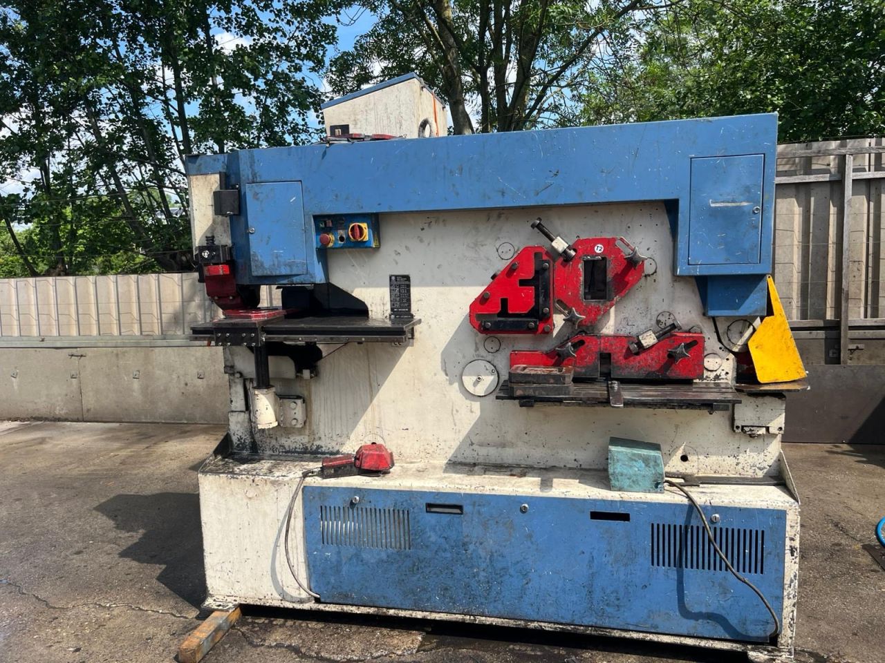 Pons knipmachine