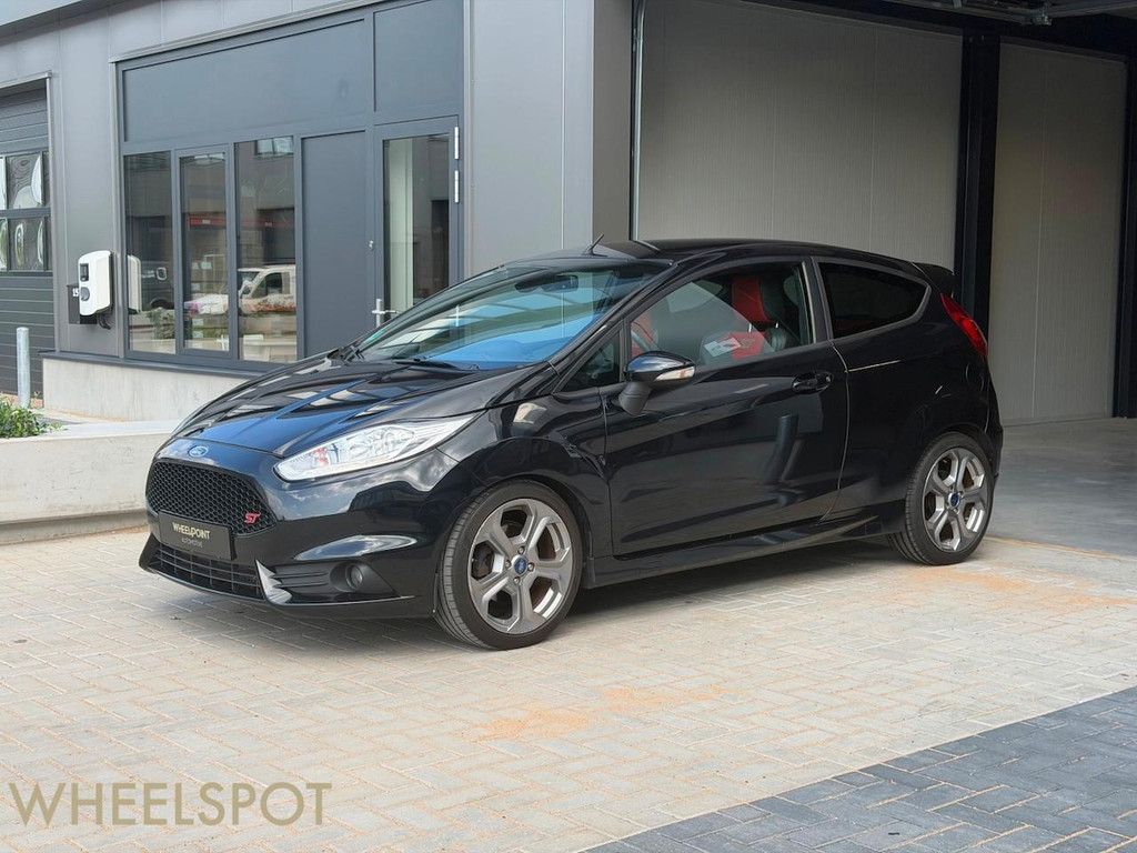 Ford Fiesta 1.6 ST2|Recaro|Stoelverw|Airco|Clima|Parkeersensoren