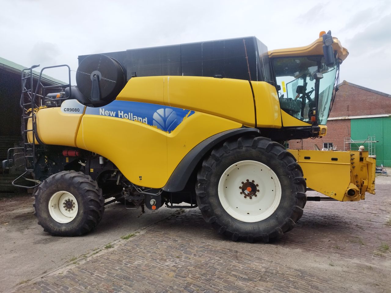 New Holland CR 9080 6310ha.