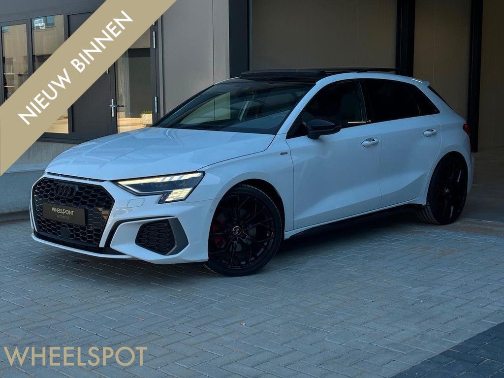 Audi A3 Sportback 35 TFSI edition one|Pano|Keyless|Sfeer|