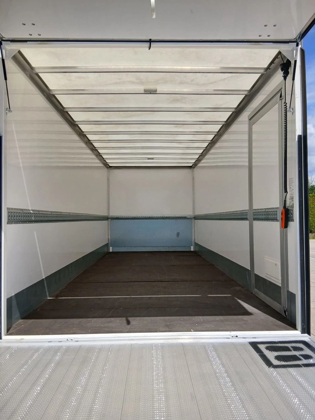 MAN TGE 3.140 Gesloten clixtar 6,1 m.