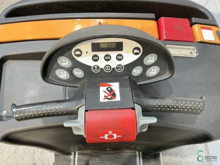 Tractors Electric Still CX-T 2017