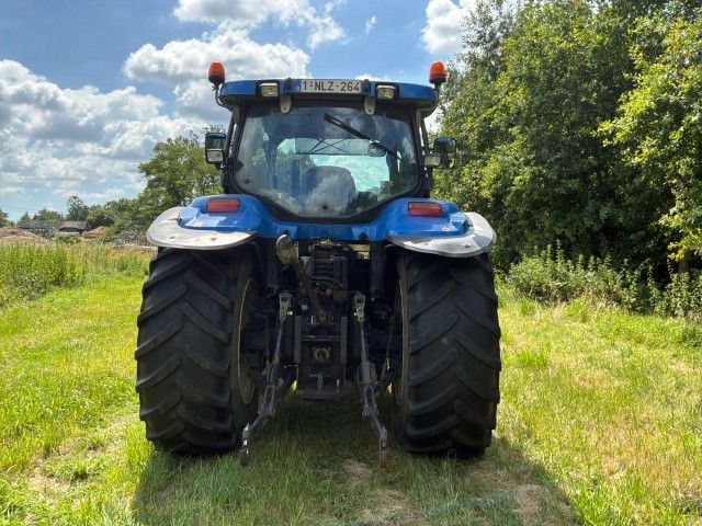 2005 New Holland TS135A-SA-4WD Ackerschlepper