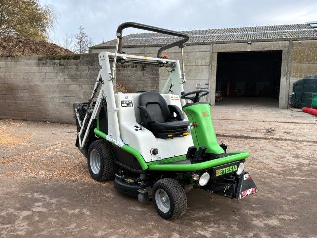 2023 Etesia Hydro 124D Aufsitzmäher