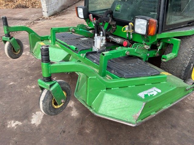2004 John Deere 1505 mulching zitmaaier