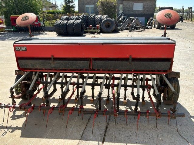 Terrasem Roger A85 Mechanical Seeder
