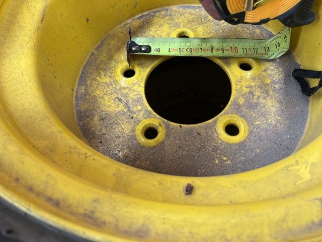 3 Paar schlauchlose Reifen auf Felgen