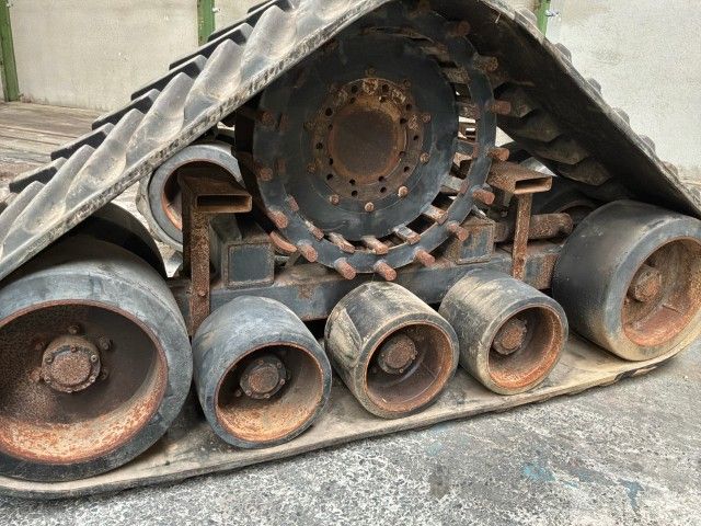 Grecav Rubber-Track Chassis Set