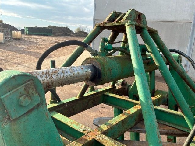 Rock clamp