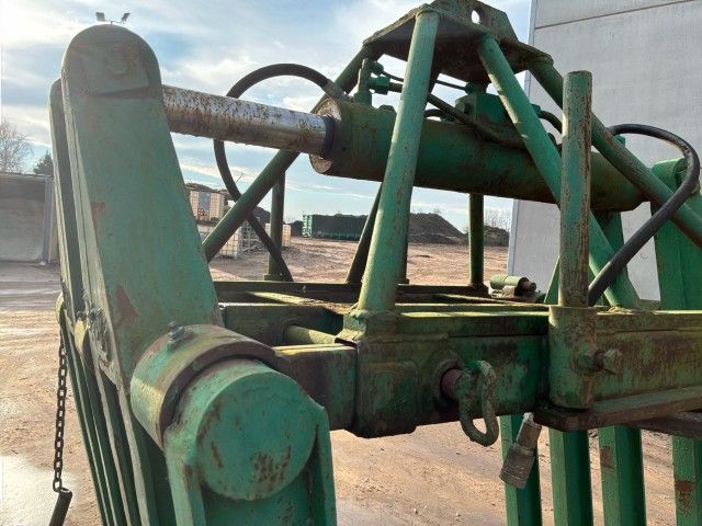 Rock clamp