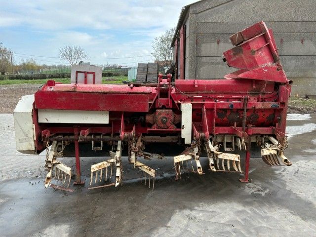 2000 Gilles TR14 Leaf Remover