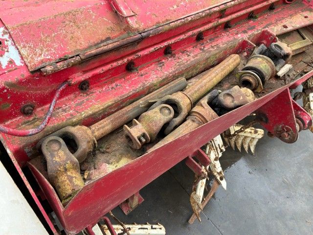 2000 Gilles TR14 Leaf Remover