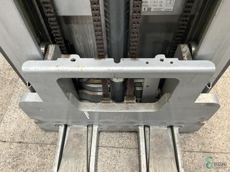 Stackers Electric Still EXV14I 2016