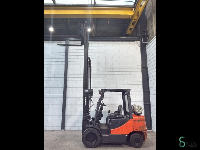 Forklifts LPG Doosan G35C-5 2011
