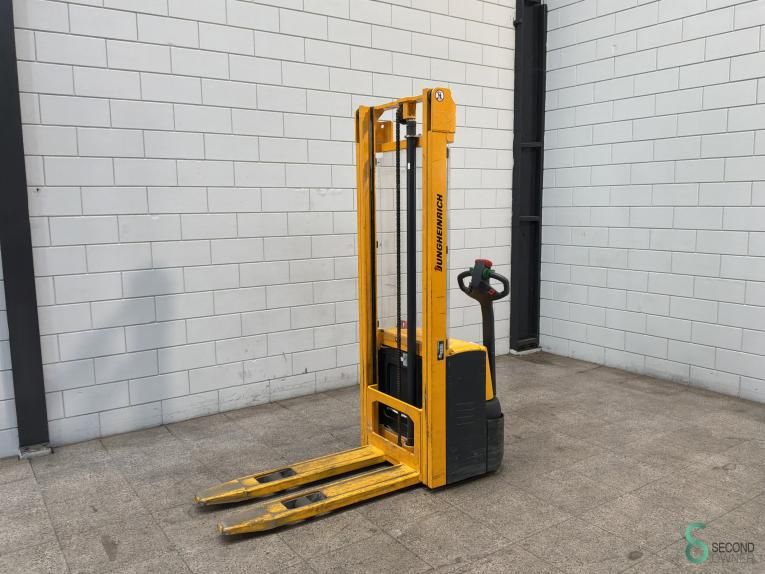 Stackers Electric Jungheinrich EJC 110 2007