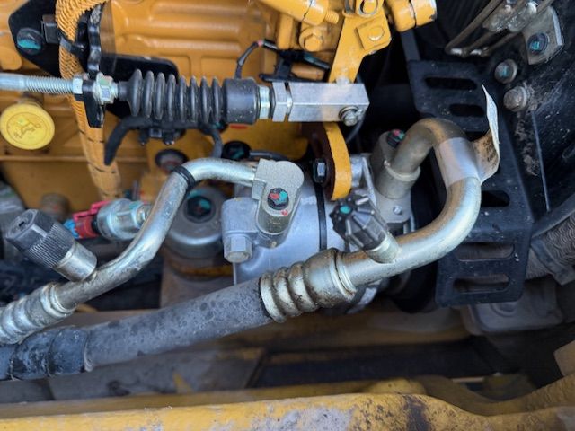 CAT 3027 Bj21 1600u 2.8T Minigraver Minikraan NWST SLP/SRT