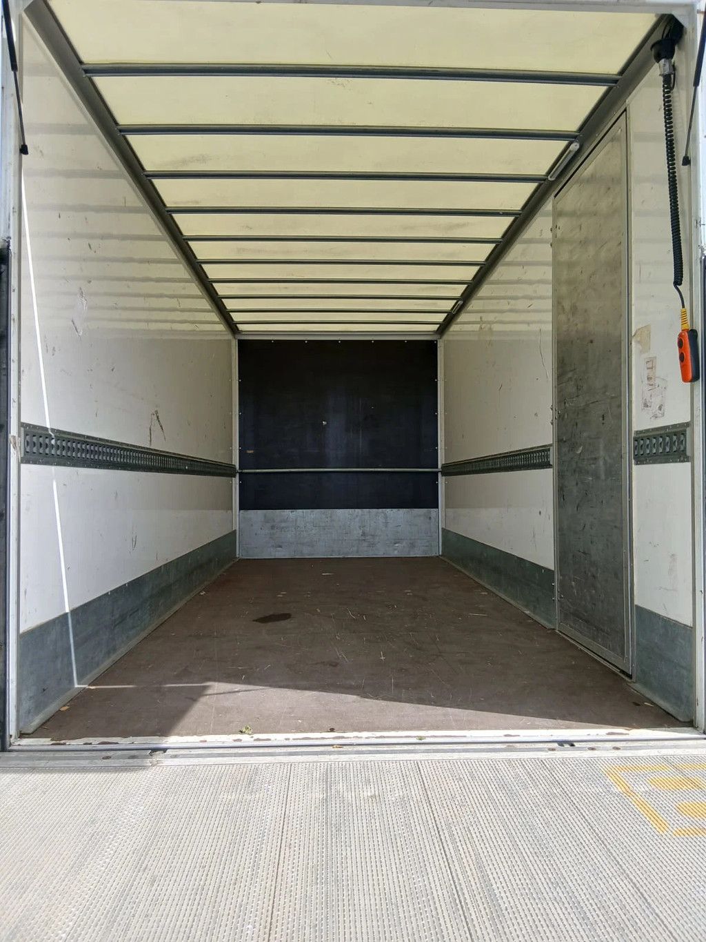 Ford Transit Gesloten clixtar 5,2 m.