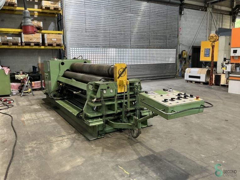 Plaatwalsen Haeusler VRM HY L2500x10mm 2005