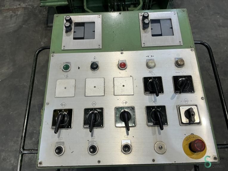 Plaatwalsen Haeusler VRM HY L2500x10mm 2005